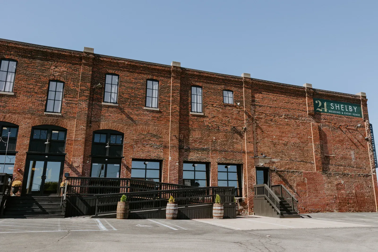 The exterior of 24 Shelby, the 1898 Home Brewing Company bottling house and the only surviving pre-Prohibition brewery building in downtown Indianapolis, now a Roaring Twenties wedding venue